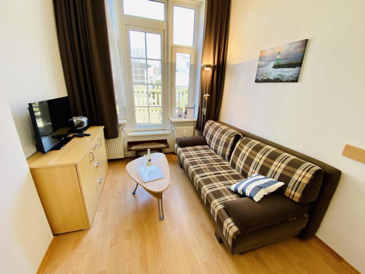 Delfin Apartment Rostock Bagian luar foto