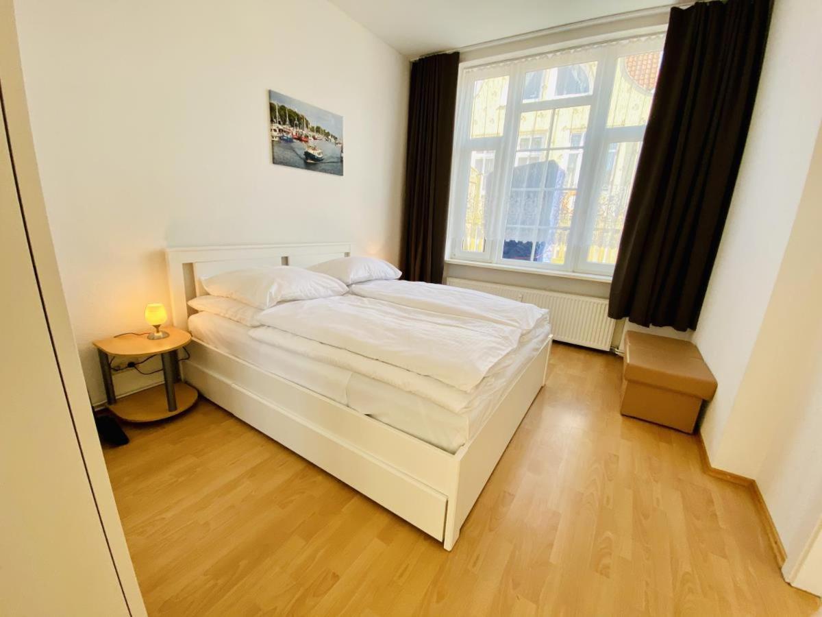 Delfin Apartment Rostock Bagian luar foto